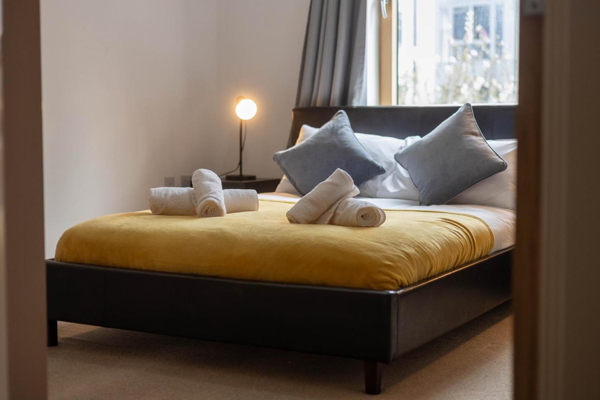Stylish 2br Flat - Free Gym - Contractors Leilighet Bristol